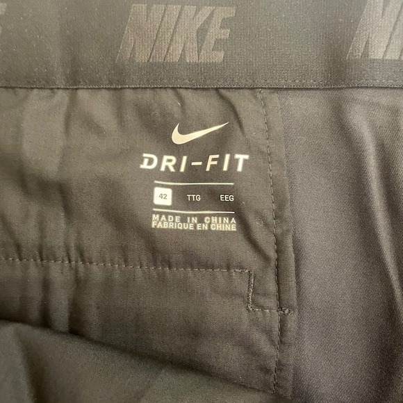Nike 835593-010 NWT Dri-FIT Mens Coach Training Golf Pants Black Size 42 - Picture 4 of 8